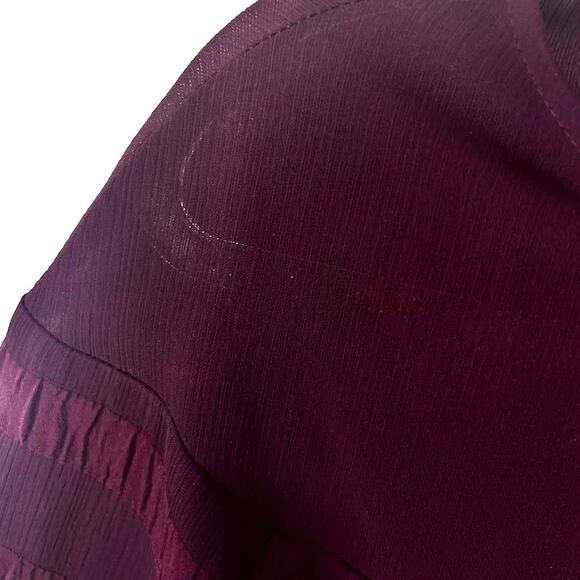 Banana Republic Semi Sheer Striped Top Size Small - Picture 3 of 7